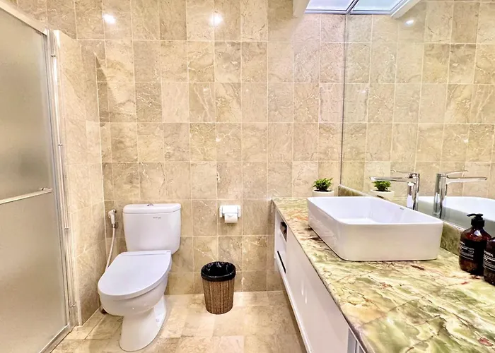 Emerald Luxury & Comfort In Villa